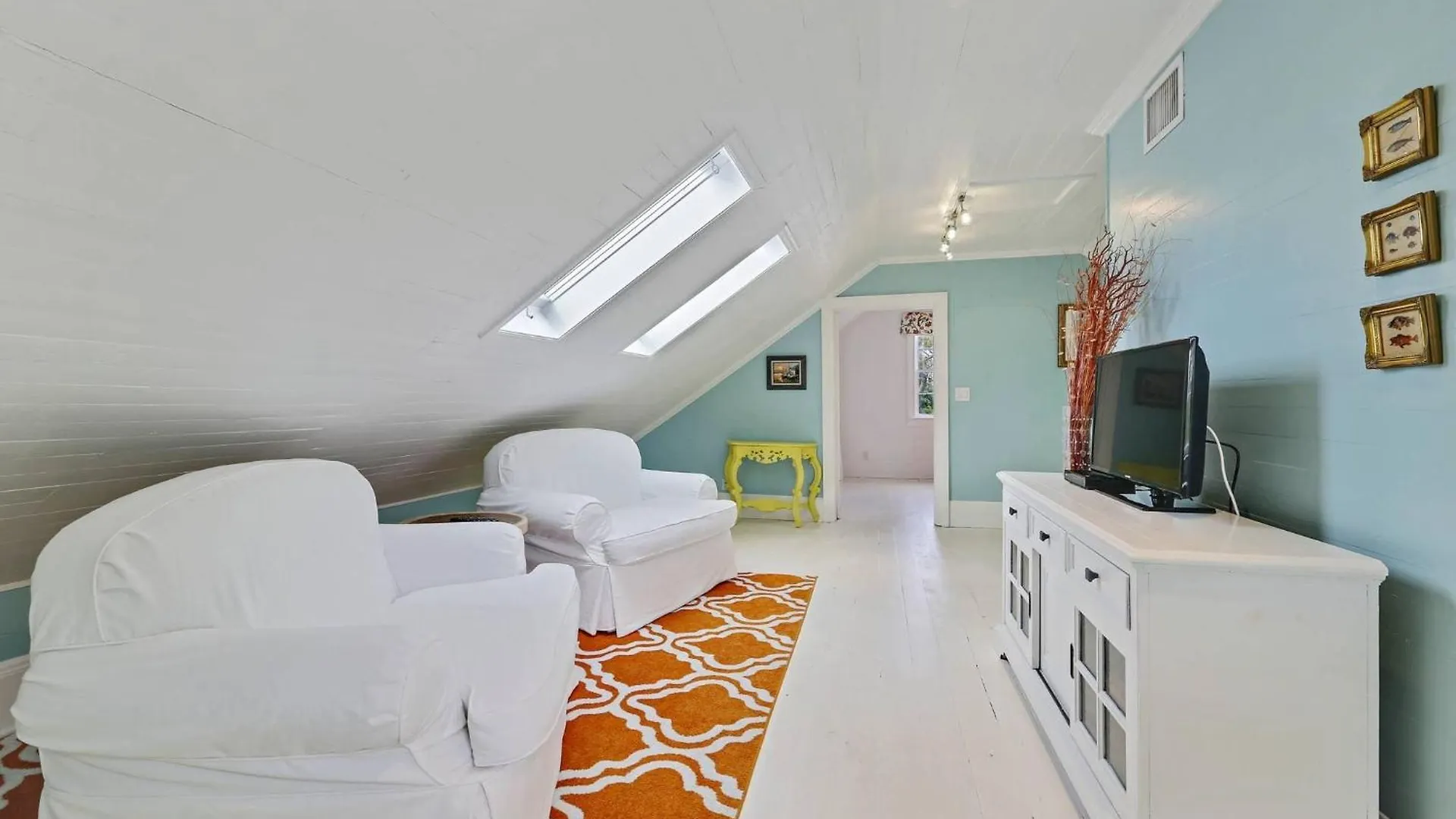 Holiday home Lighthouse Villa By Avantstay Walk To Southernmost Point W Private Pool Patio Month Long Stays Key West