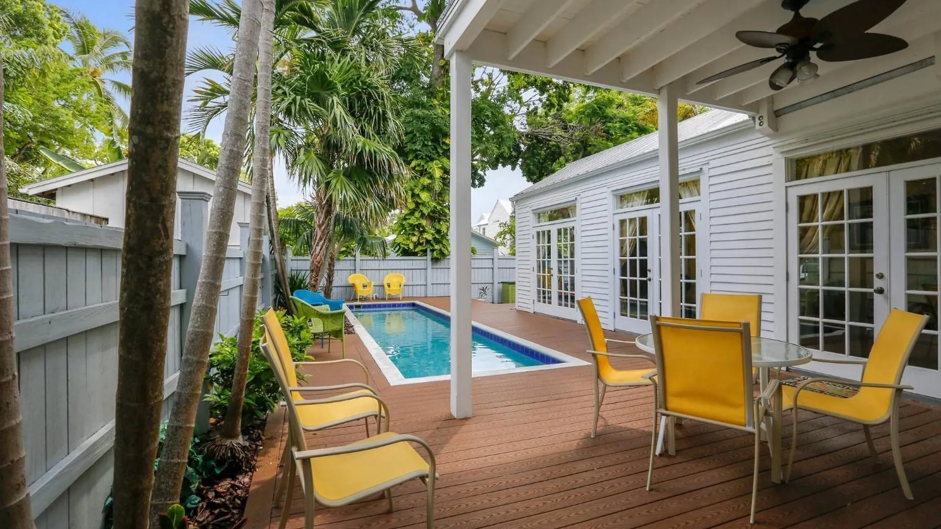 Lighthouse Villa By Avantstay Walk To Southernmost Point W Private Pool Patio Month Long Stays Key West United States