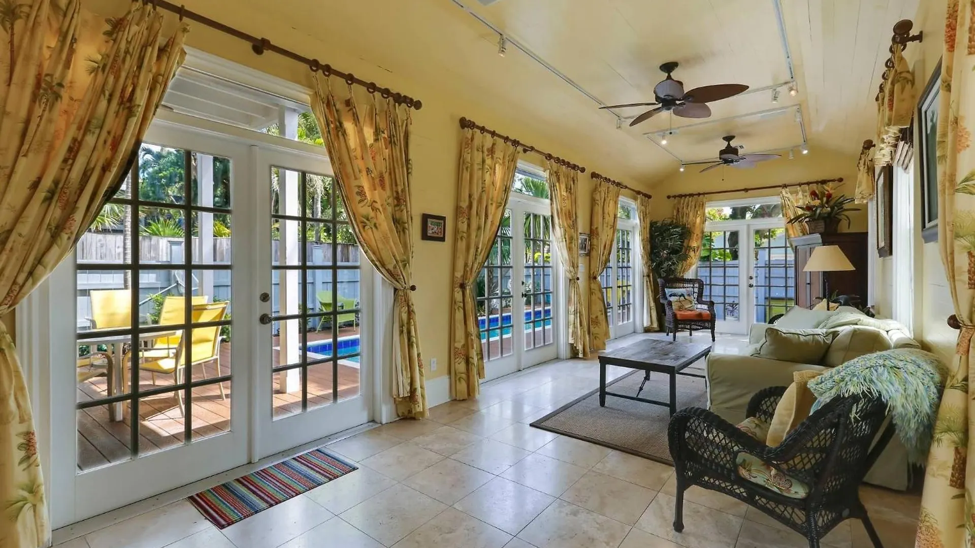 Holiday home Lighthouse Villa By Avantstay Walk To Southernmost Point W Private Pool Patio Month Long Stays Key West